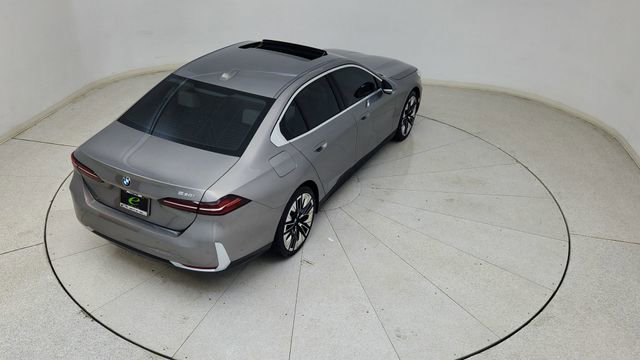 Used 2025 BMW 530i RWD image 85