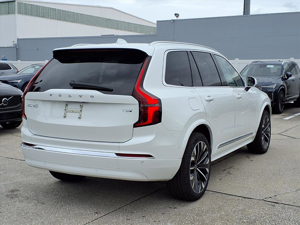 New 2026 Volvo XC90 T8 Plus w/ Protection Package Premier image 7