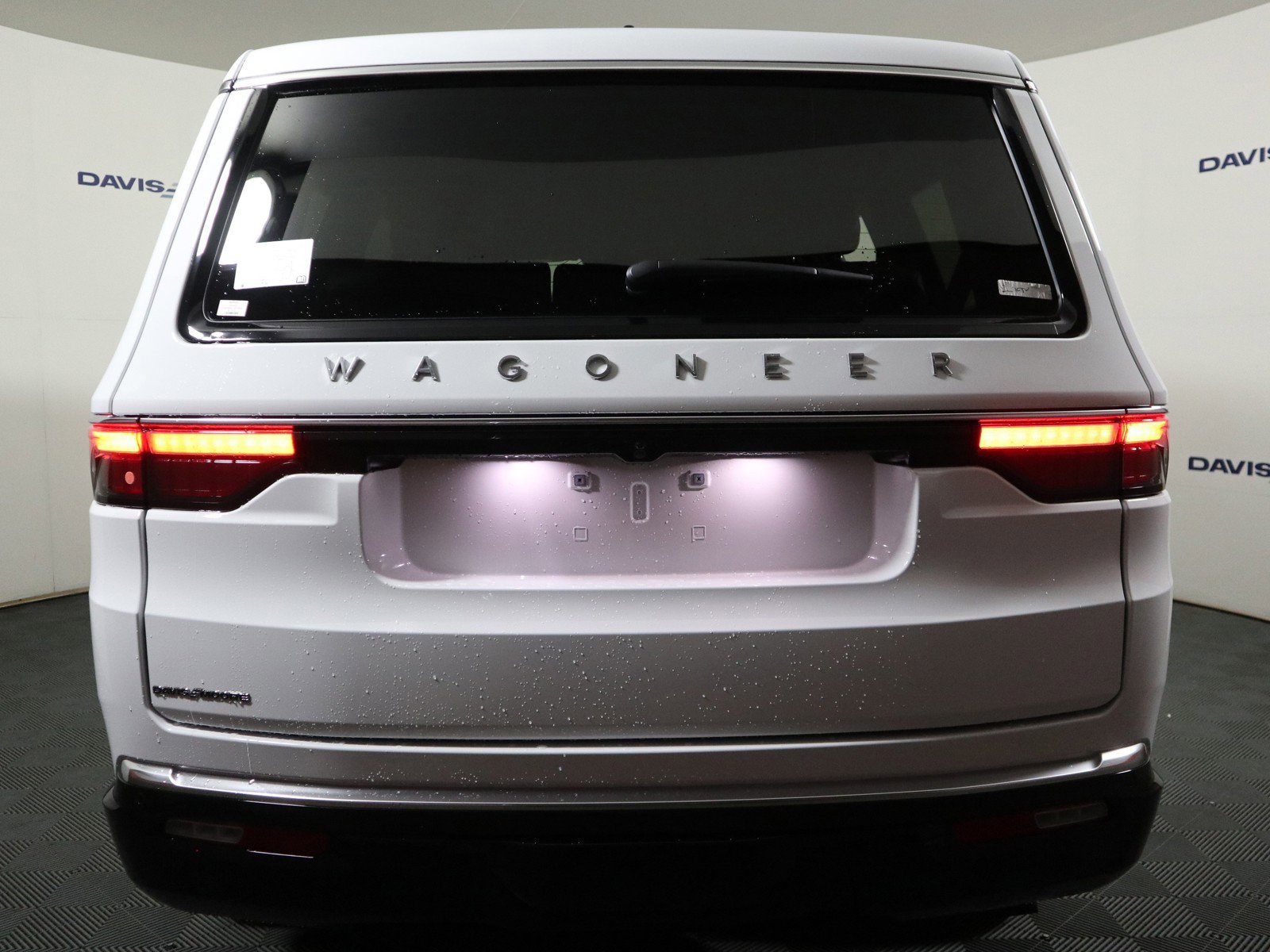 New 2024 Jeep Wagoneer 4WD w/ Convenience Group I image 7