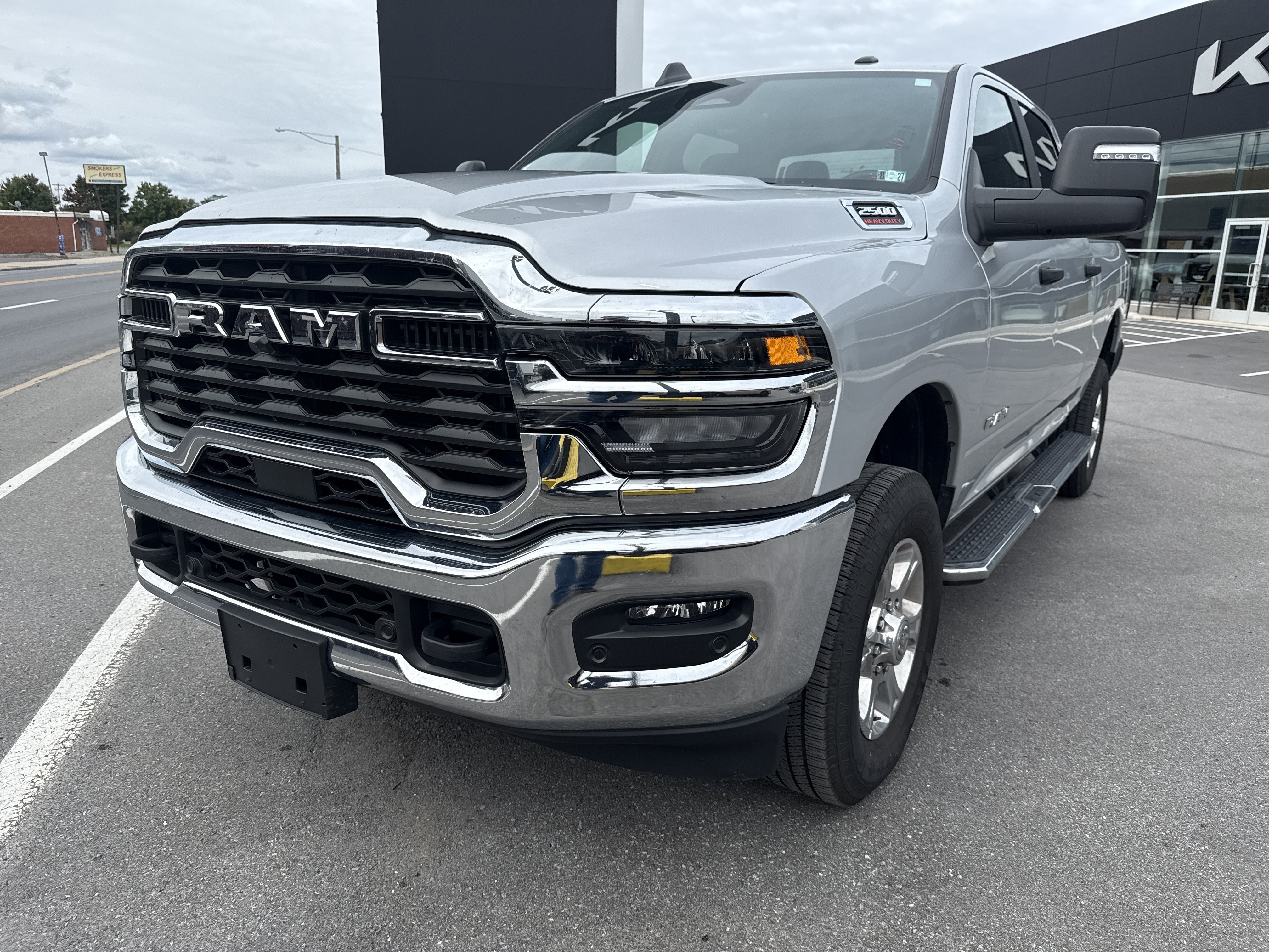 Used 2026 RAM 2500 Big Horn AWD/4WD image 8