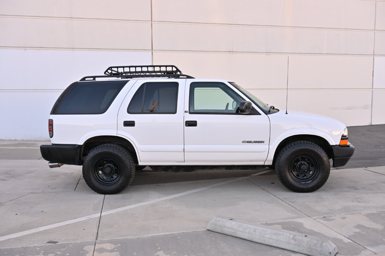 Used 2002 Chevrolet Blazer LS w/ Preferred Equipment Group AWD/4WD image 7