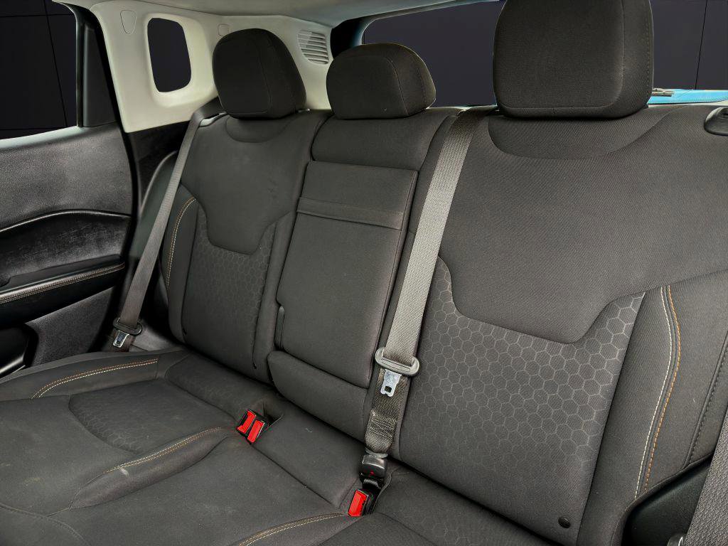 Used 2019 Jeep Compass Sport image 20