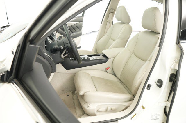 Used 2015 INFINITI Q50 AWD w/ Navigation Package image 29