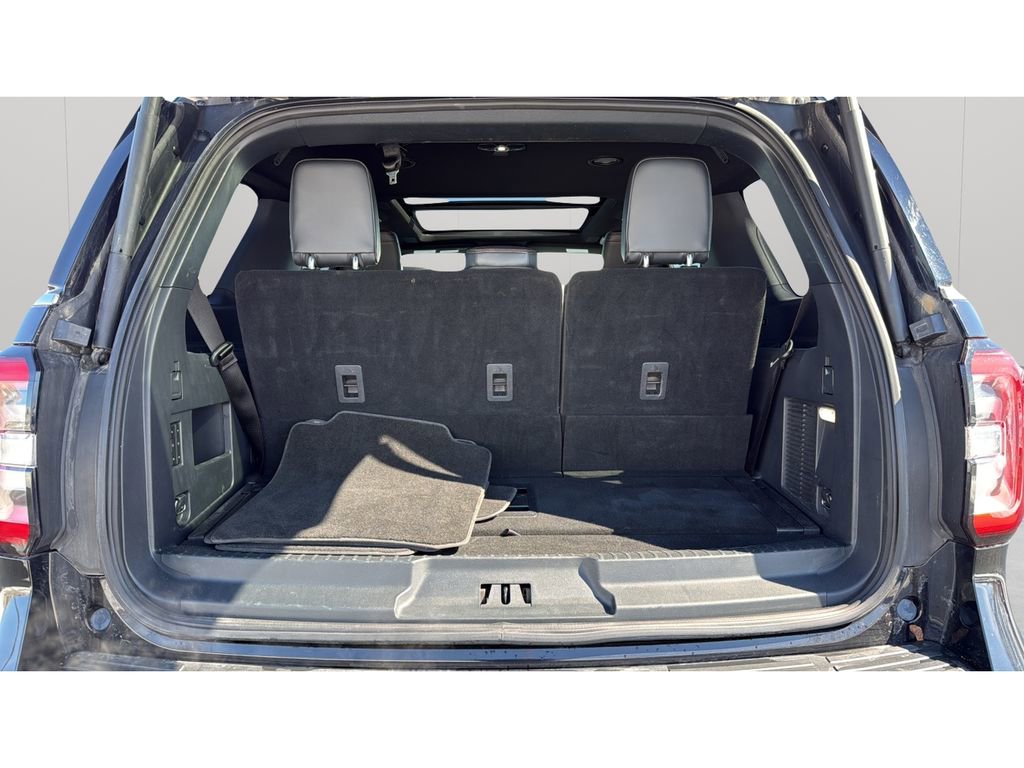 Used 2024 Ford Expedition Platinum AWD/4WD image 19