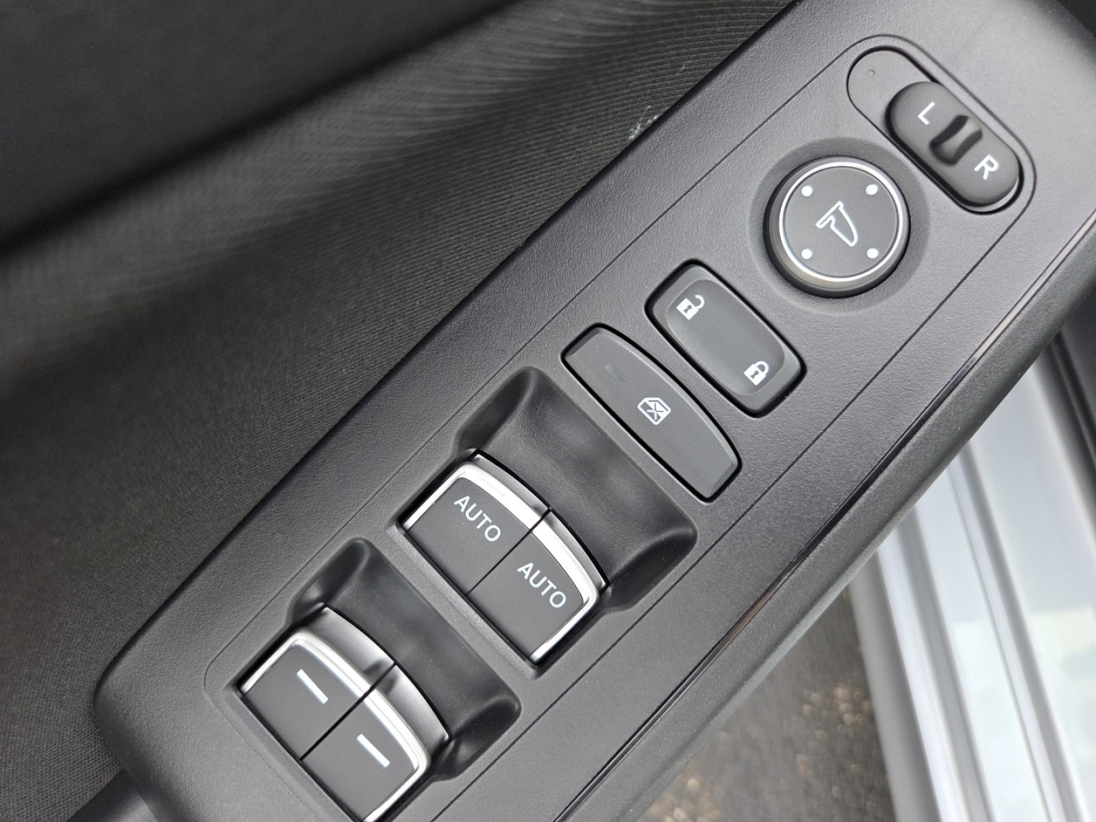 Certified 2025 Honda Civic Sport image 28