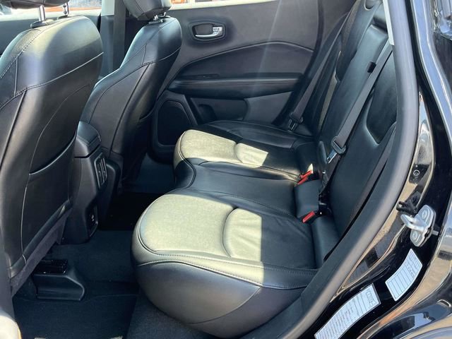 Used 2021 Jeep Compass Limited w/ Sun and Sound Group AWD/4WD image 16