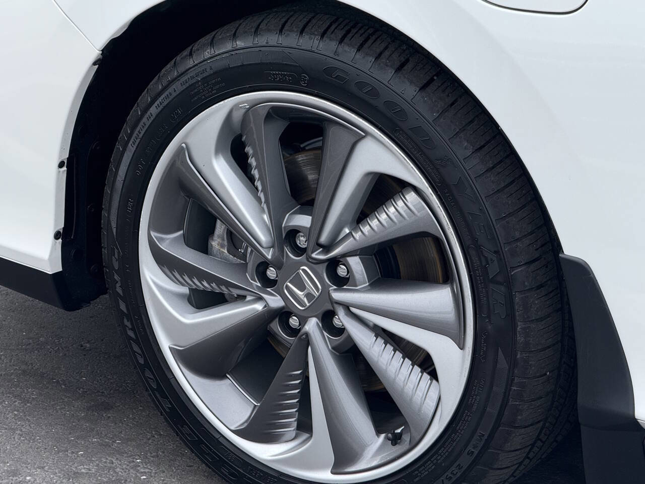 Used 2019 Honda Clarity Touring image 14