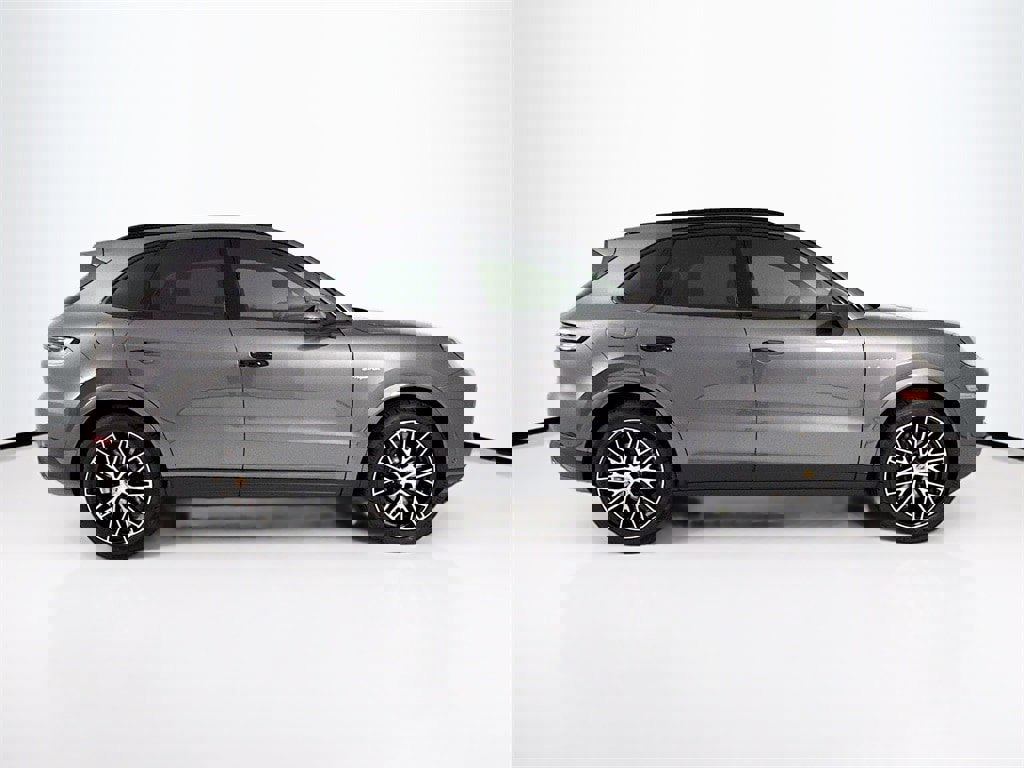 New 2026 Porsche Cayenne E-Hybrid image 8