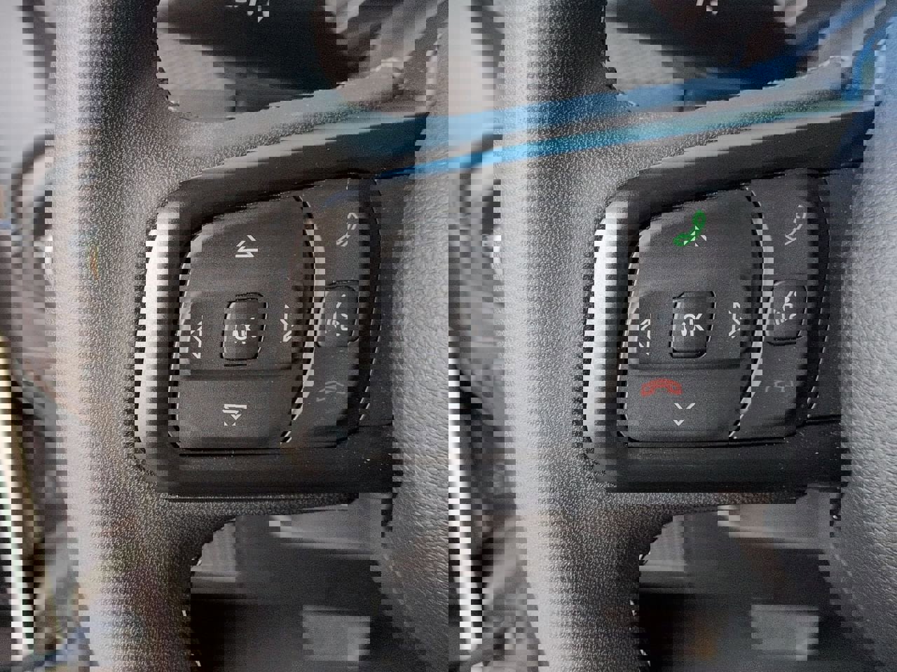 Used 2025 Jeep Wrangler Unlimited Rubicon 4xe w/ Convenience Group image 12