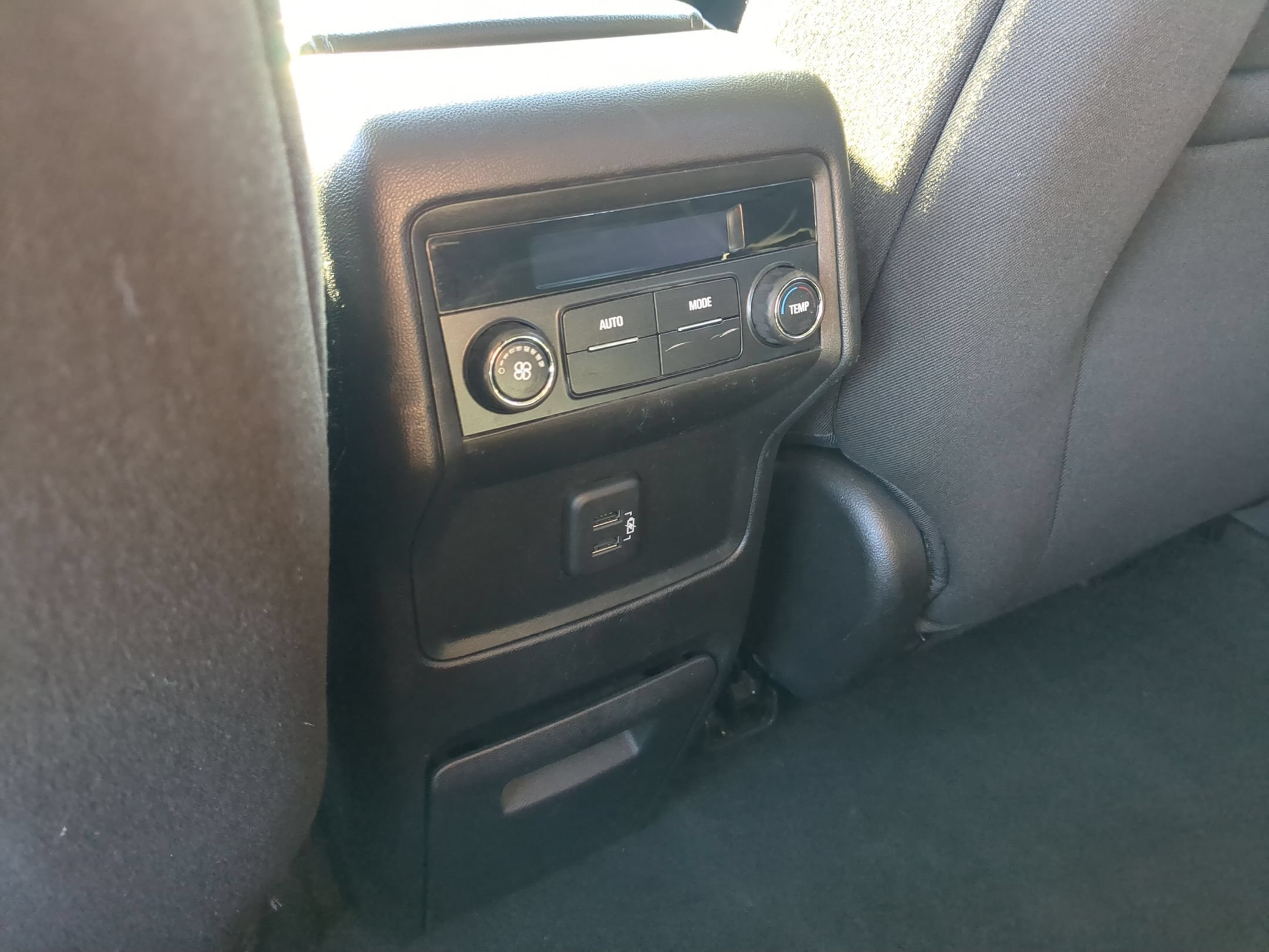 Certified 2019 GMC Acadia SLE w/ Driver Alert Package I FWD image 19