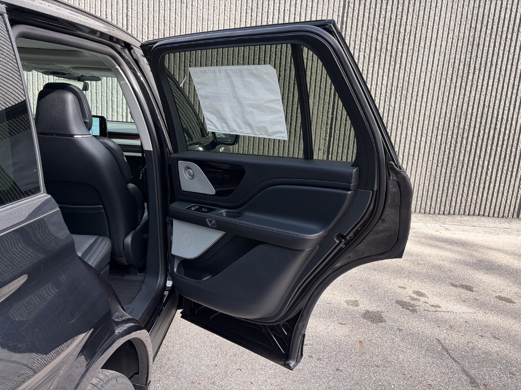 New 2026 Lincoln Aviator Reserve AWD/4WD image 25