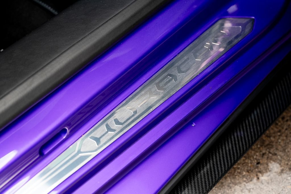 Used 2021 Lamborghini Huracan EVO RWD image 39