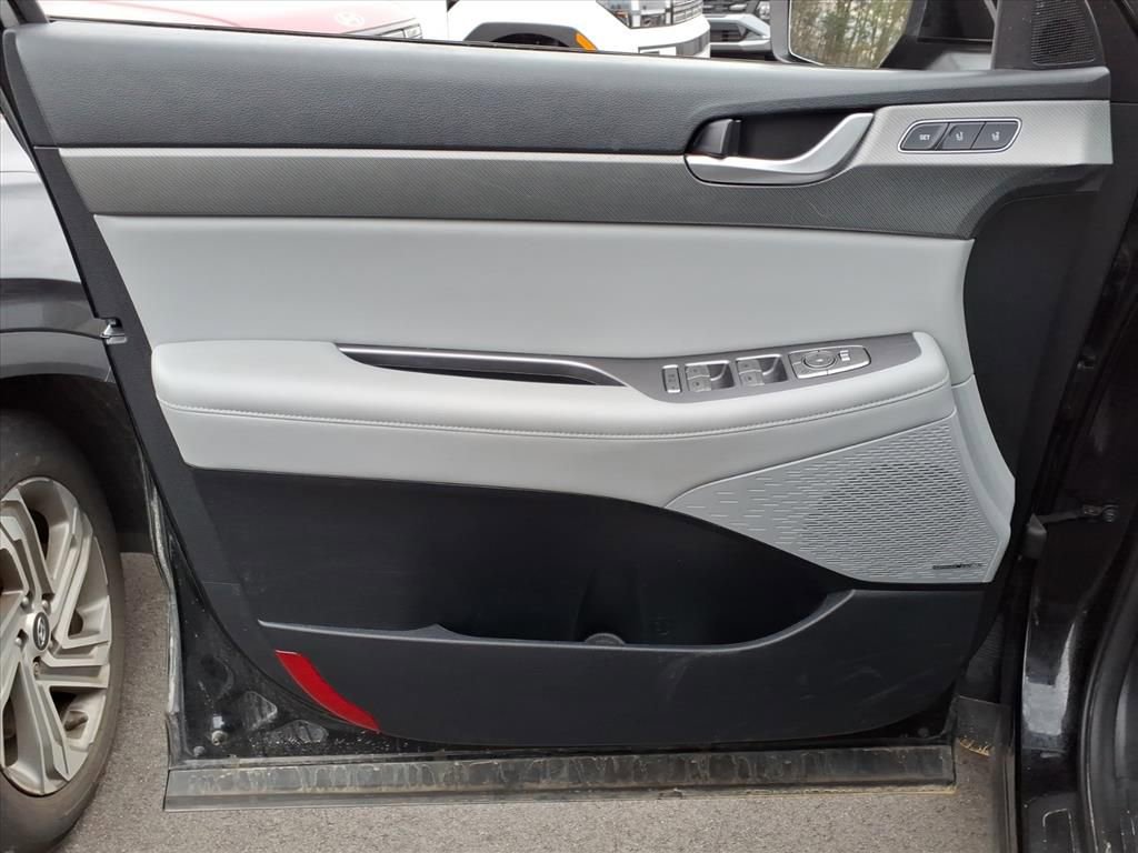 Used 2024 Hyundai Palisade SEL w/ Premium Package image 9