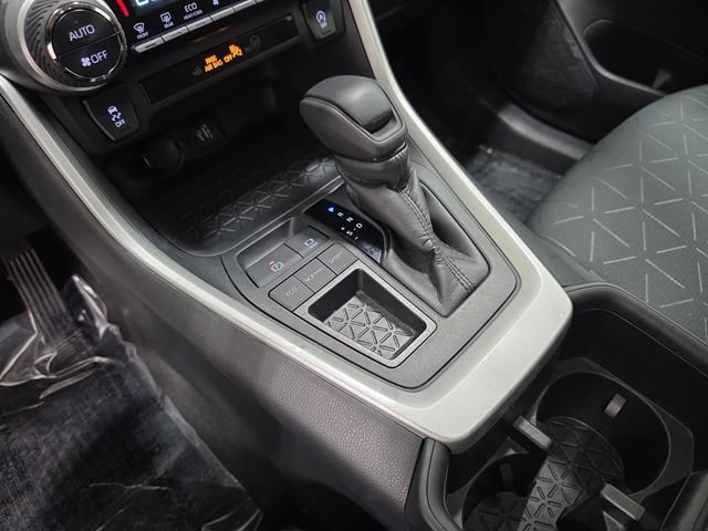 Certified 2024 Toyota RAV4 XLE FWD image 22