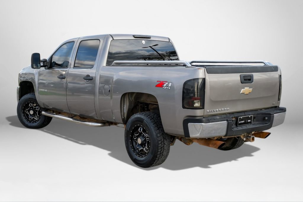 Used 2008 Chevrolet Silverado 2500 LT w/ Suspension Package, Off-Road image 8
