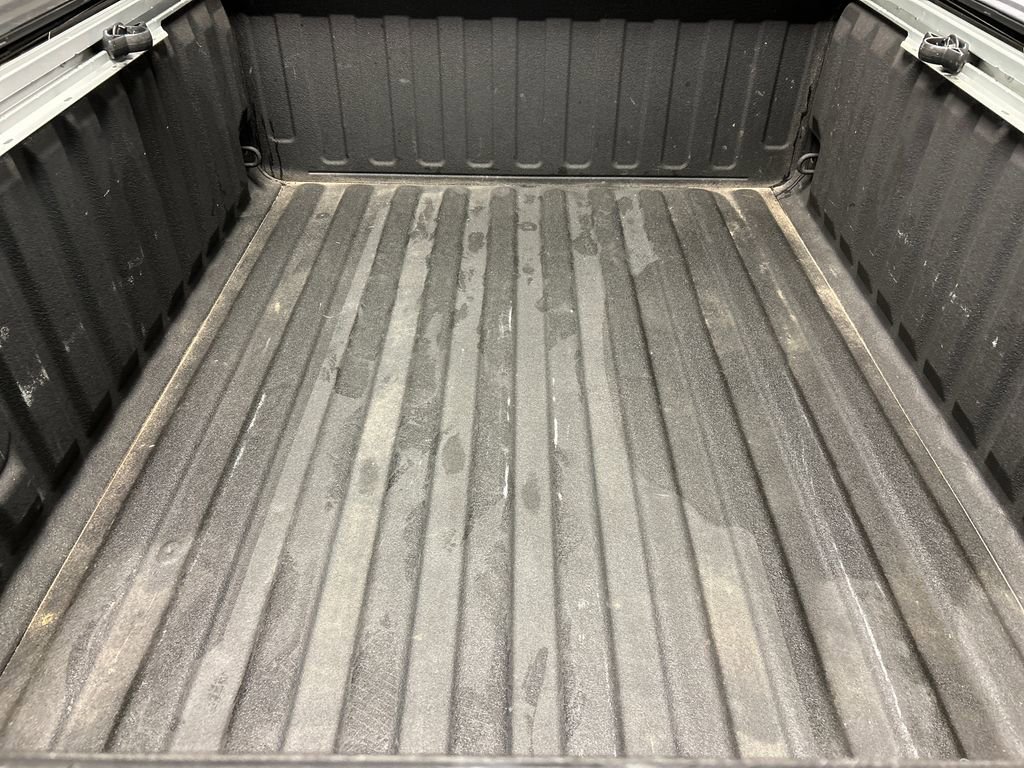 Used 2025 RAM 1500 Limited AWD/4WD image 24