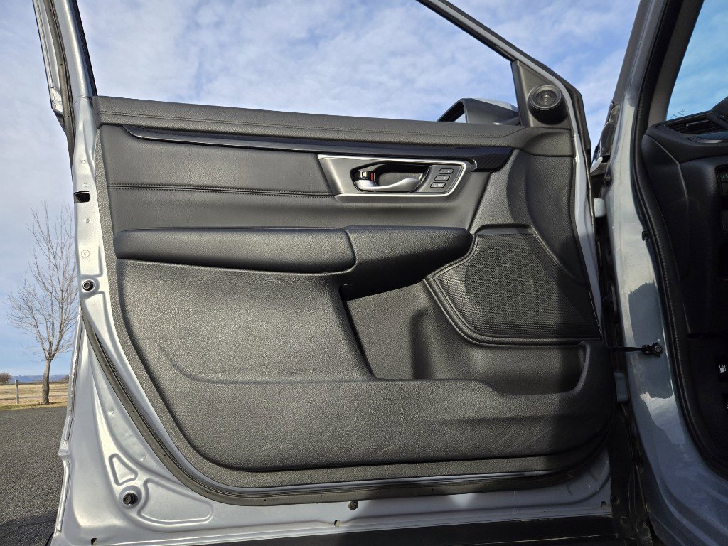 Used 2022 Honda CR-V Touring image 10