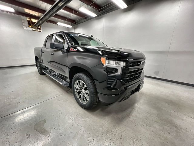 Certified 2022 Chevrolet Silverado 1500 RST AWD/4WD image 2