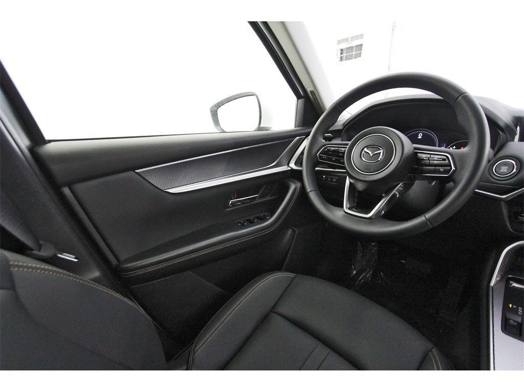 Certified 2025 MAZDA CX-90 3.3 Turbo w/ Preferred Package image 8