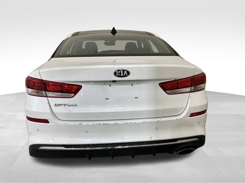 Used 2019 Kia Optima LX w/ LX Premium Package image 4
