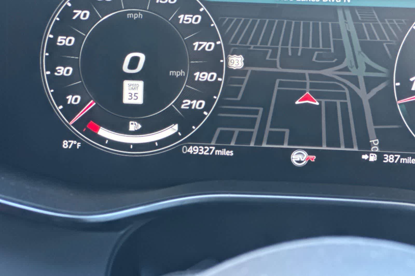 Used 2021 Jaguar F-PACE SVR image 30