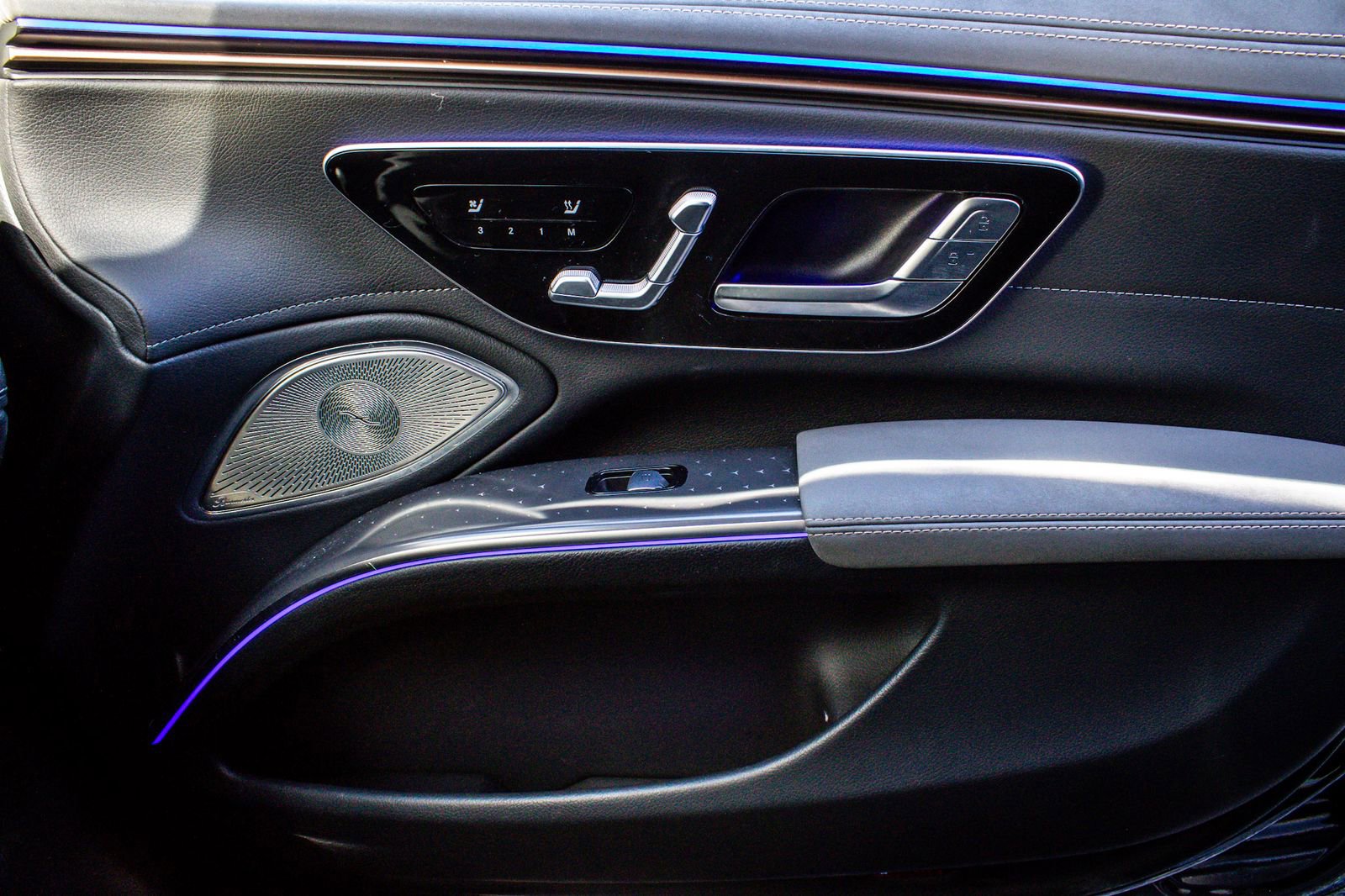 Used 2023 Mercedes-Benz EQS 450+ 450 w/ Winter Package image 20