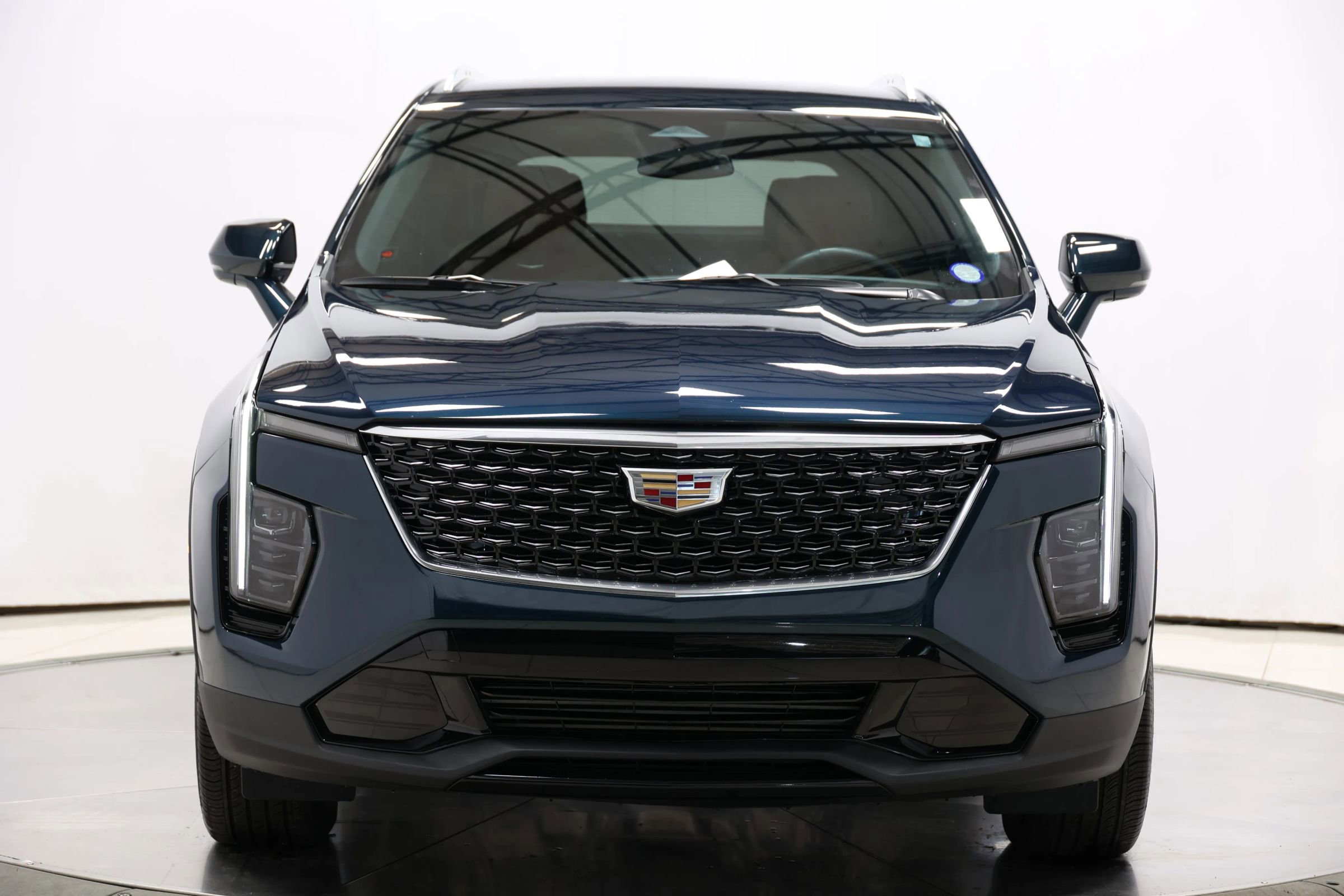 Used 2024 Cadillac XT4 Premium Luxury image 77