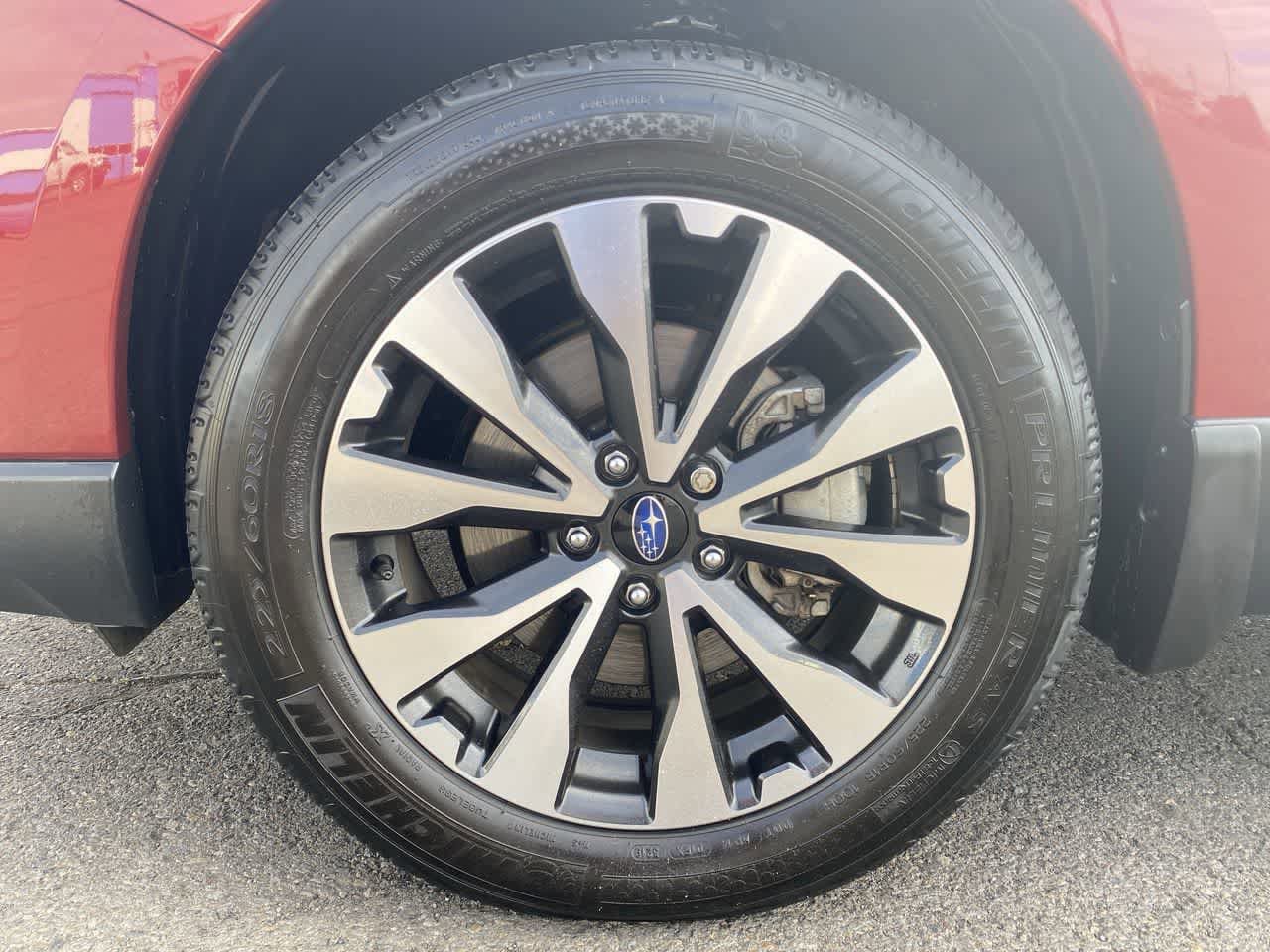 Used 2016 Subaru Outback 2.5i Limited AWD/4WD image 10