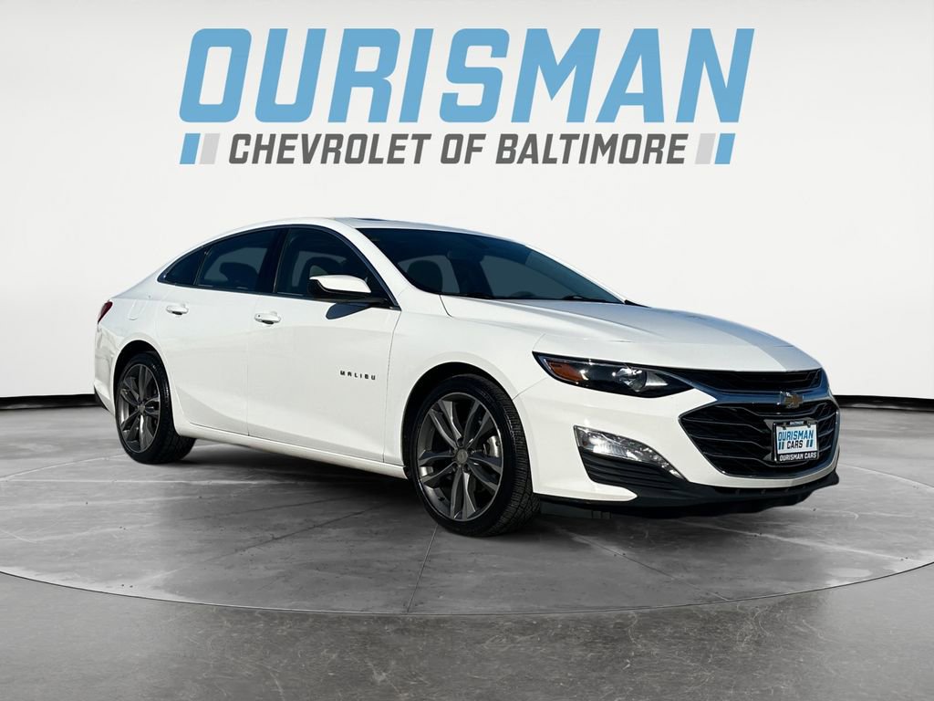 Used 2021 Chevrolet Malibu LT image 1