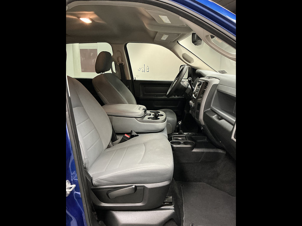 Used 2017 RAM 2500 Tradesman w/ Chrome Appearance Group AWD/4WD image 27