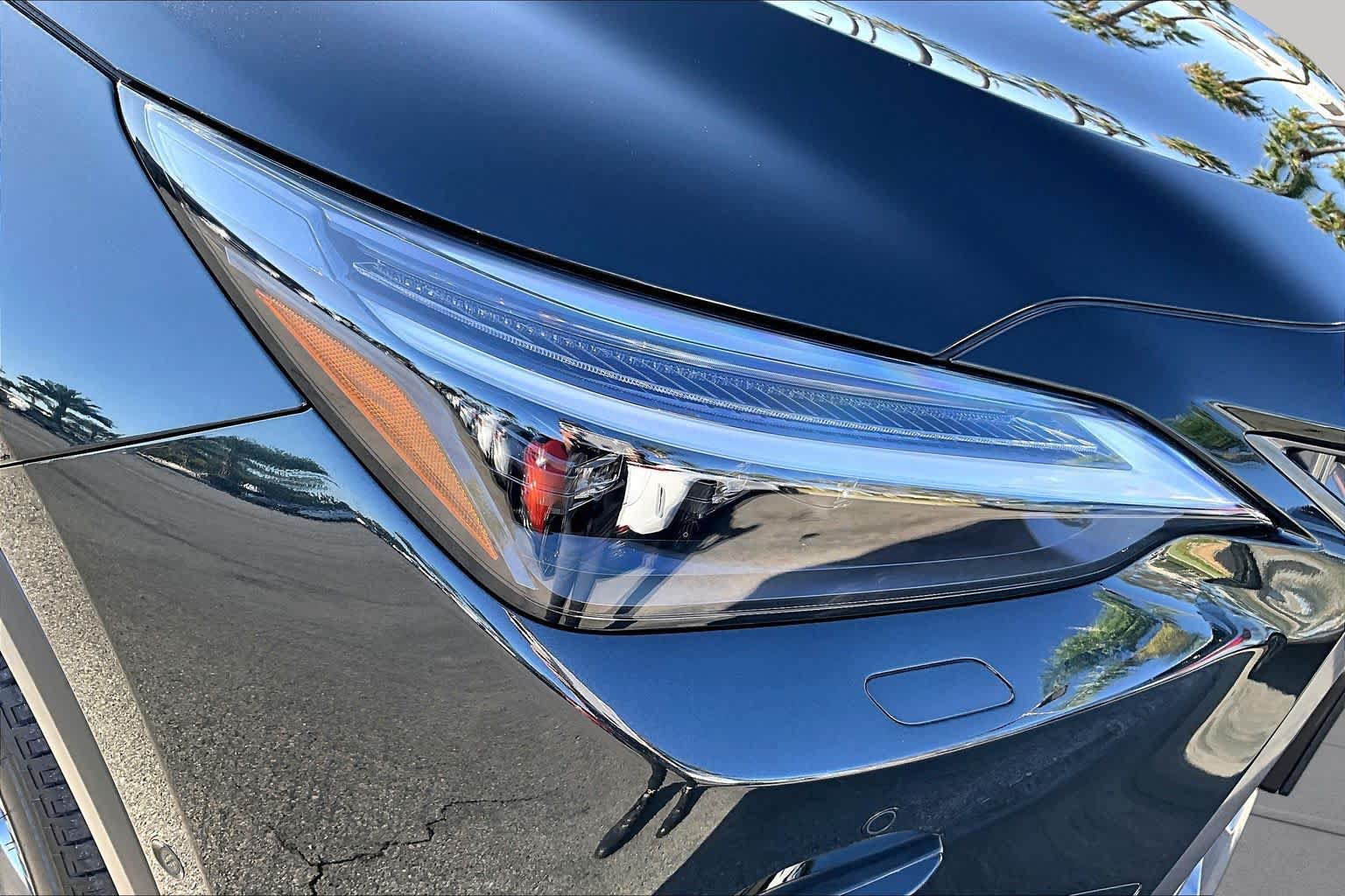 Certified 2025 Lexus NX 450h+ AWD w/ Accessory Package (Z1) image 26