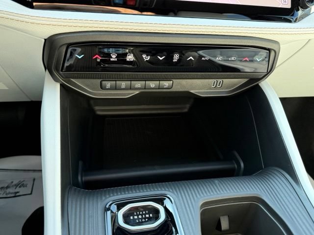 New 2026 Jeep Cherokee Overland w/ Advanced Pro Tech Group AWD/4WD image 20
