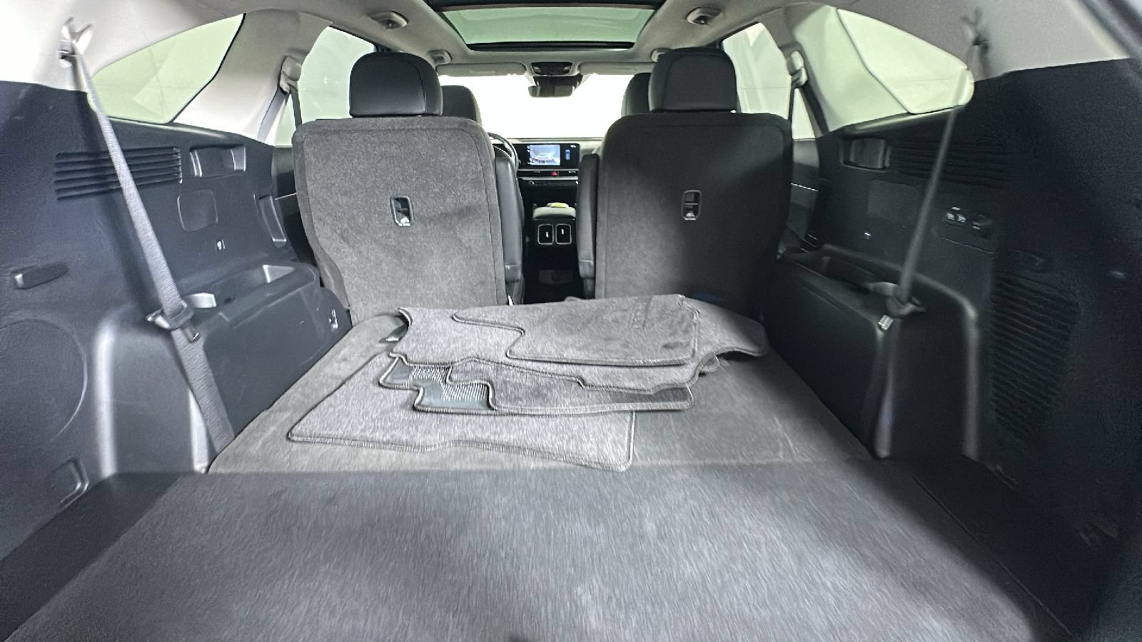 Used 2025 Kia Sorento EX w/ EX Panoramic Sunroof Package AWD/4WD image 33