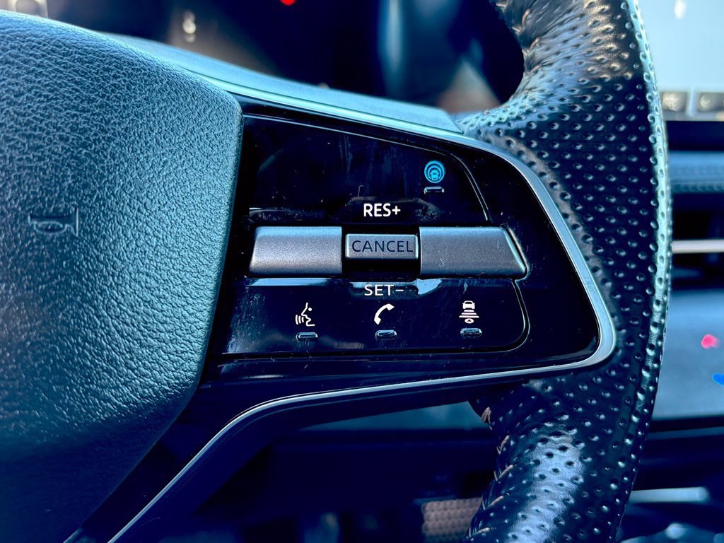 Certified 2023 Nissan Ariya FWD image 17