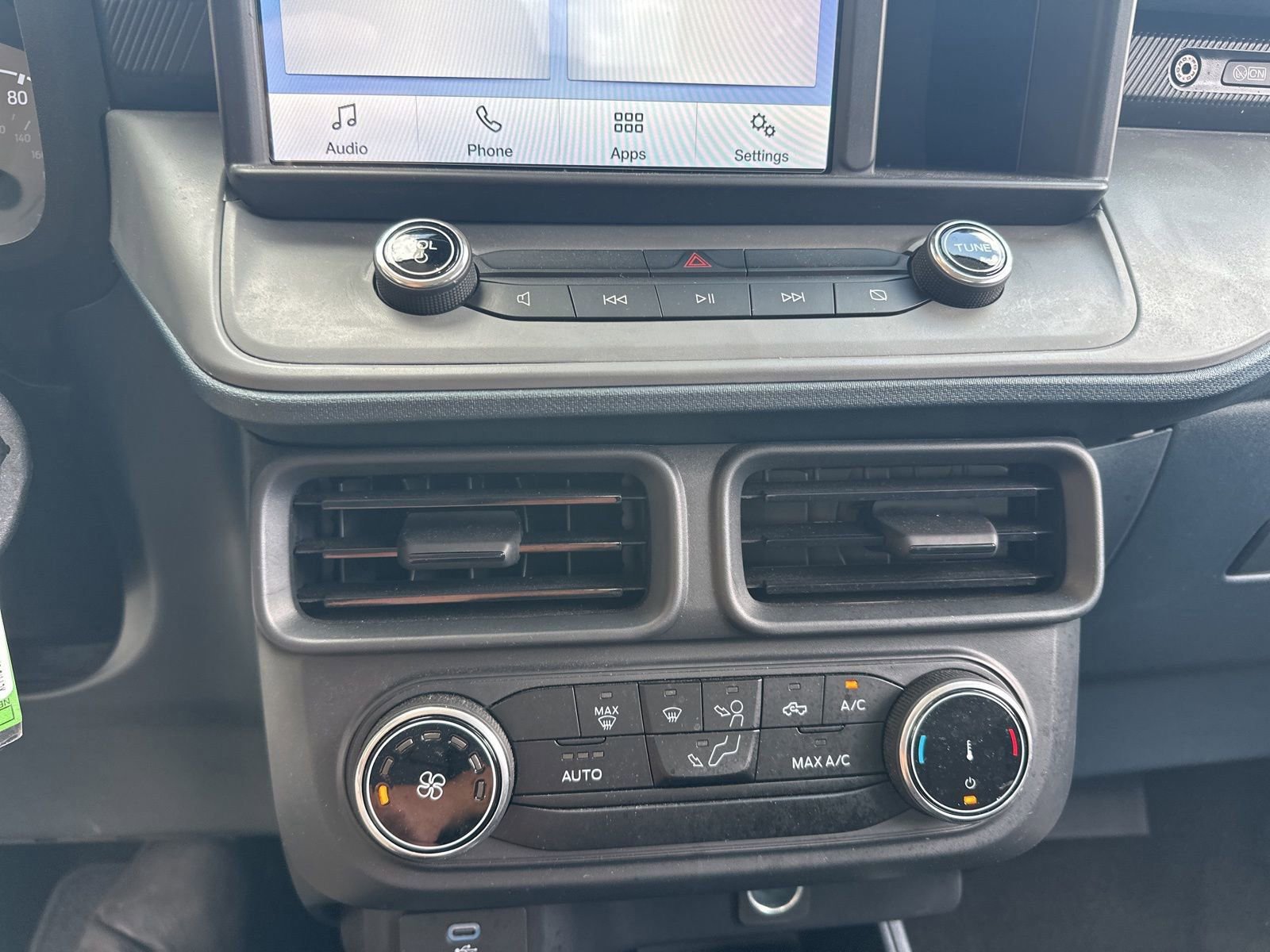 Certified 2024 Ford Maverick XL image 15