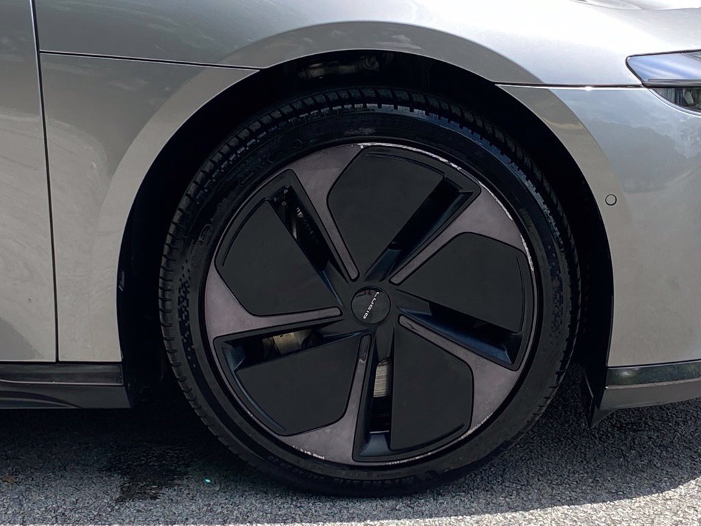 Used 2024 Lucid Air Pure RWD image 14