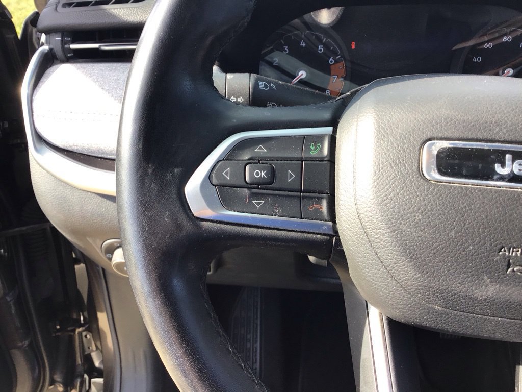 Used 2022 Jeep Compass Latitude w/ Sun and Sound Group AWD/4WD image 20