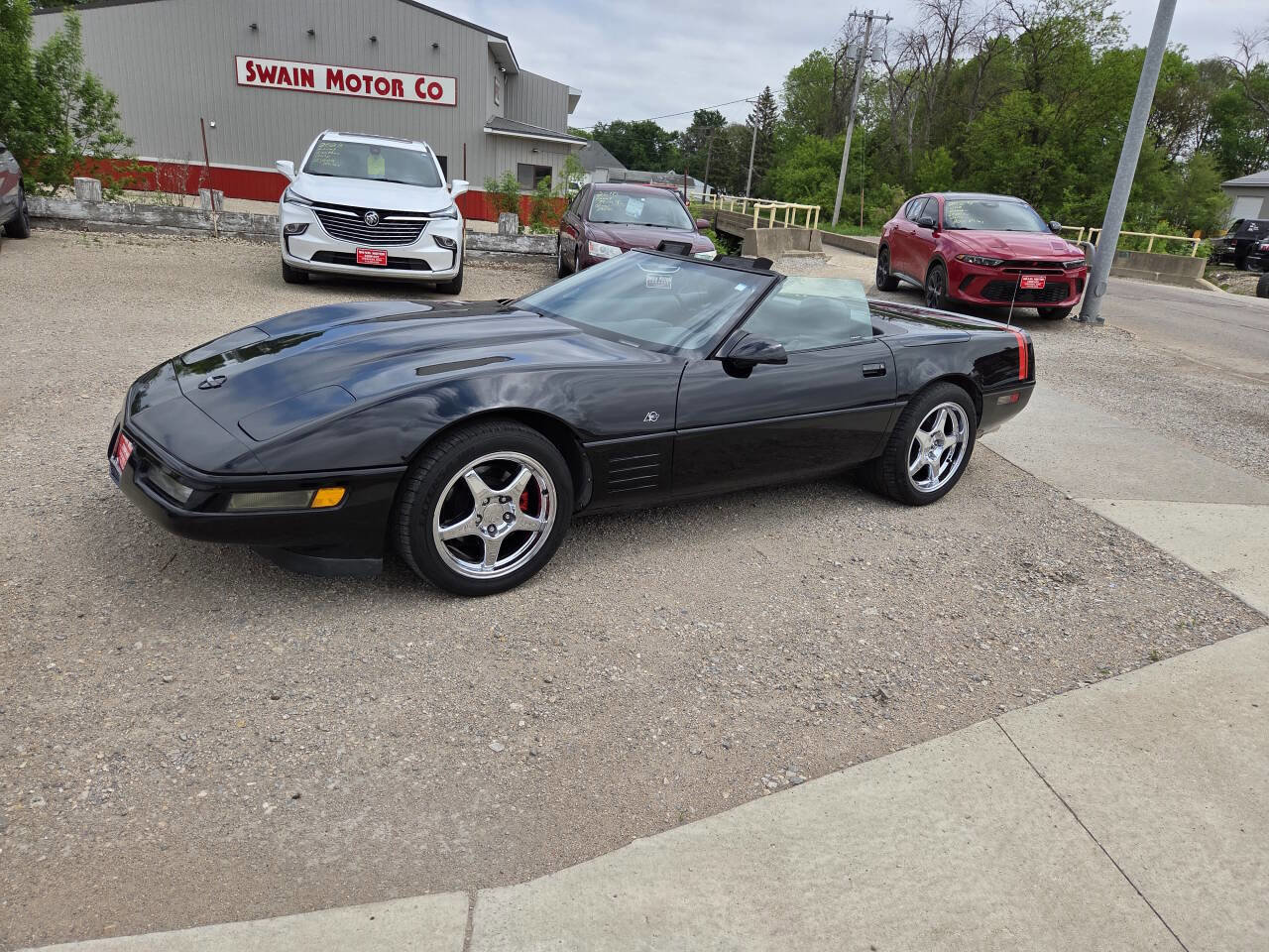 Used 1993 Chevrolet Corvette Convertible RWD image 5