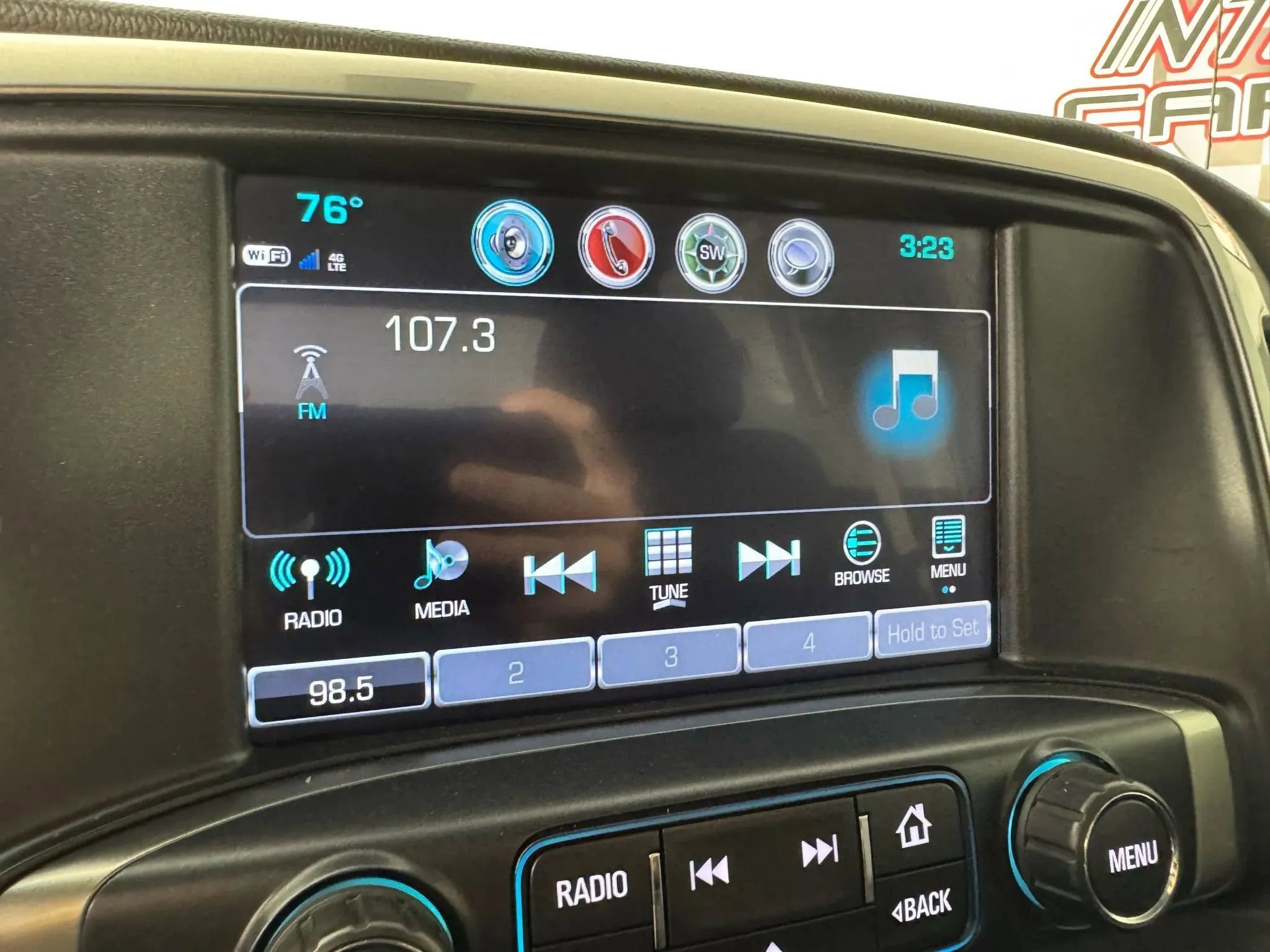 Used 2019 Chevrolet Silverado 1500 LT w/ Texas Edition RWD image 18