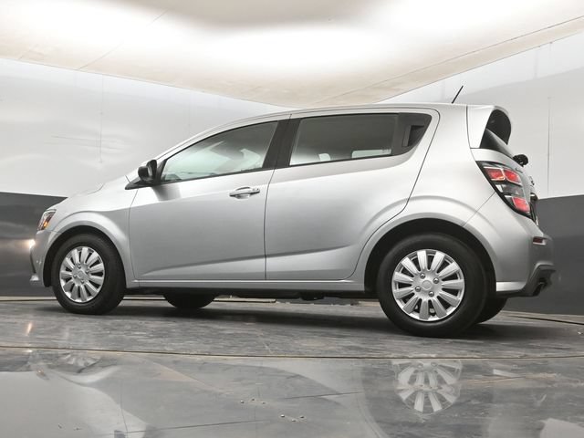 Used 2020 Chevrolet Sonic LT FWD image 13