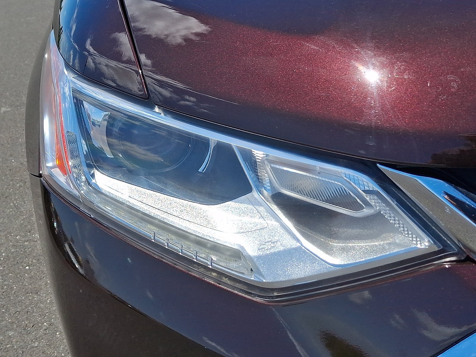 Used 2020 Chevrolet Traverse LT FWD image 9