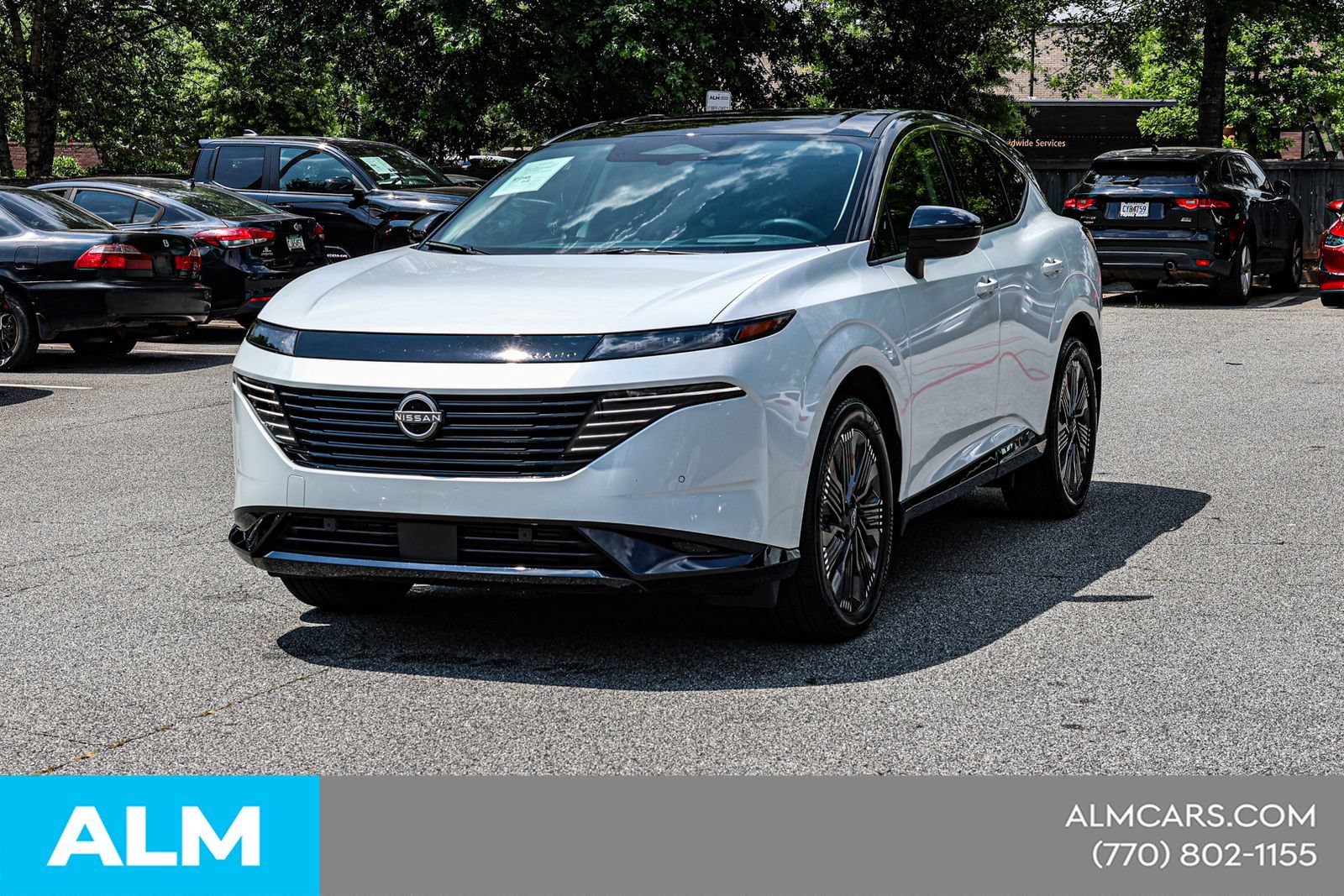 Used 2025 Nissan Murano Platinum w/ Cargo Package AWD/4WD image 3