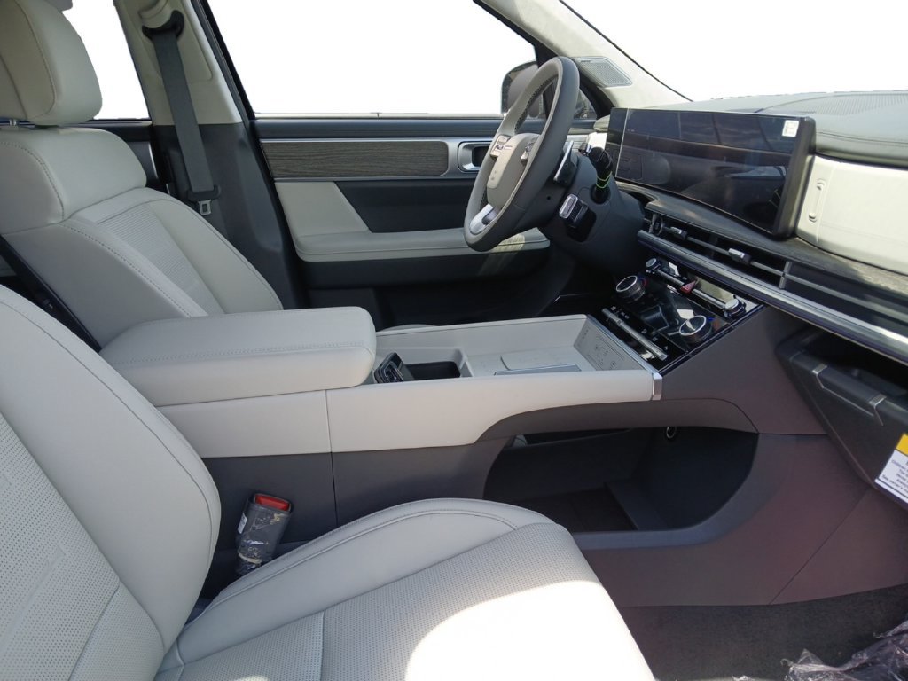 New 2027 Hyundai Santa Fe Calligraphy FWD image 16