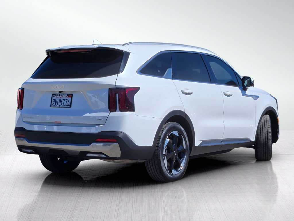 Used 2025 Kia Sorento EX w/ EX Panoramic Sunroof Package FWD image 5