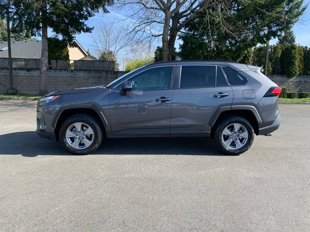 Used 2024 Toyota RAV4 XLE image 2