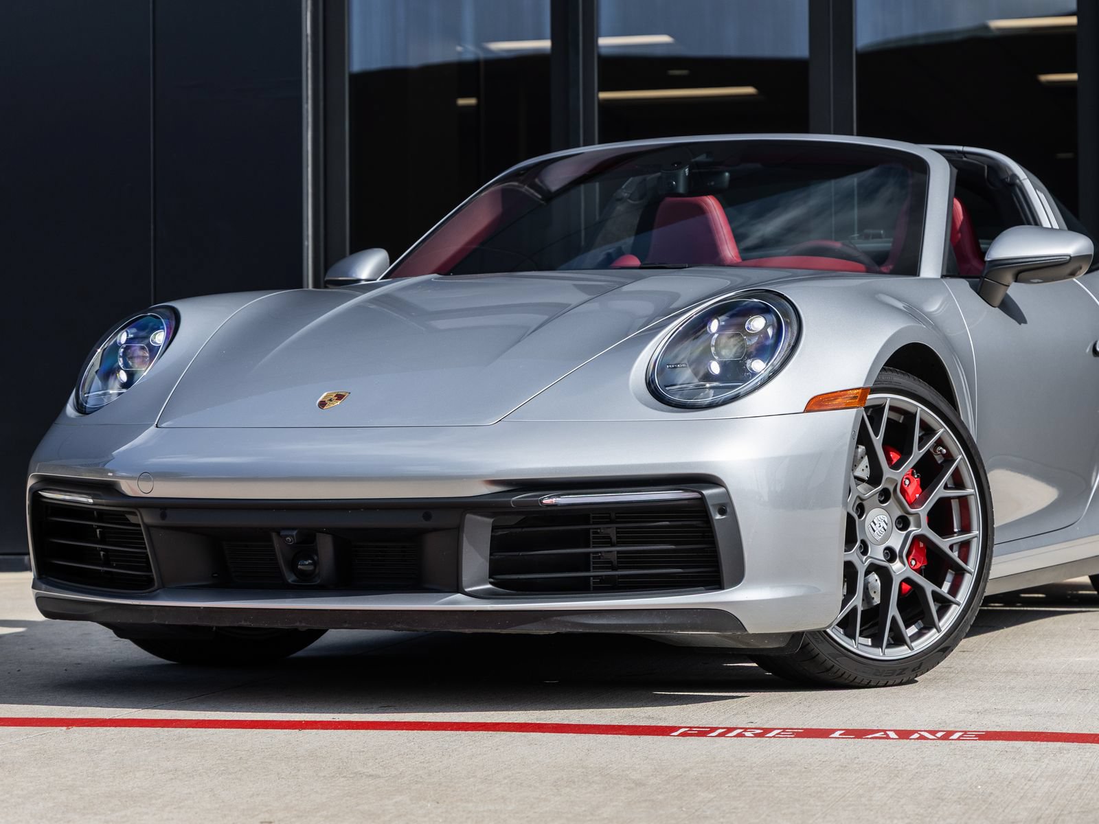 Certified 2022 Porsche 911 Targa 4S AWD/4WD image 7