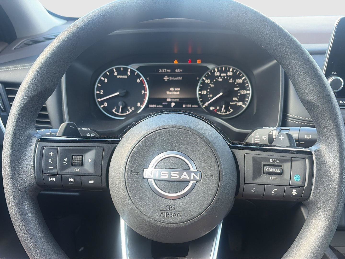 Used 2023 Nissan Rogue SV AWD/4WD image 12