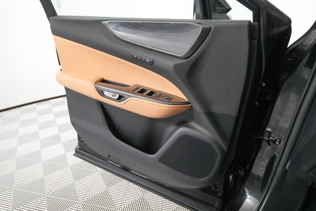 Certified 2022 Lexus NX 350h AWD image 12