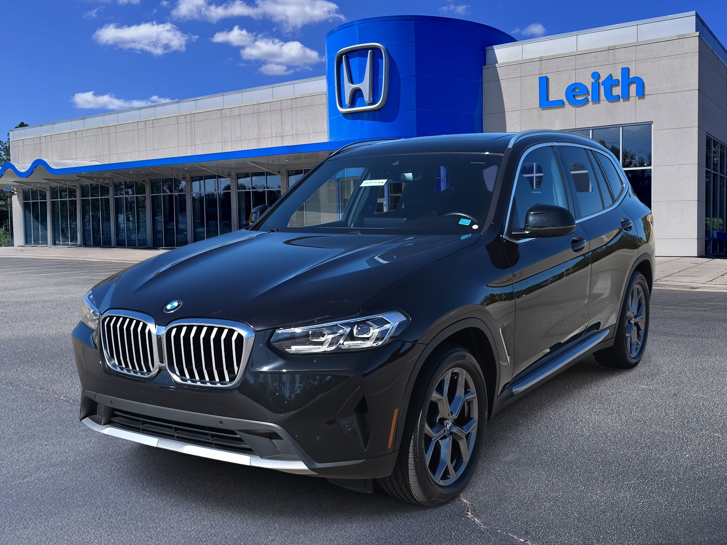 Used 2022 BMW X3 xDrive30i w/ Premium Package 2 image 1