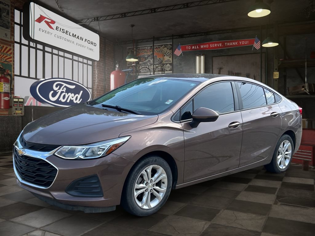Used 2019 Chevrolet Cruze LS w/ LS Convenience Package